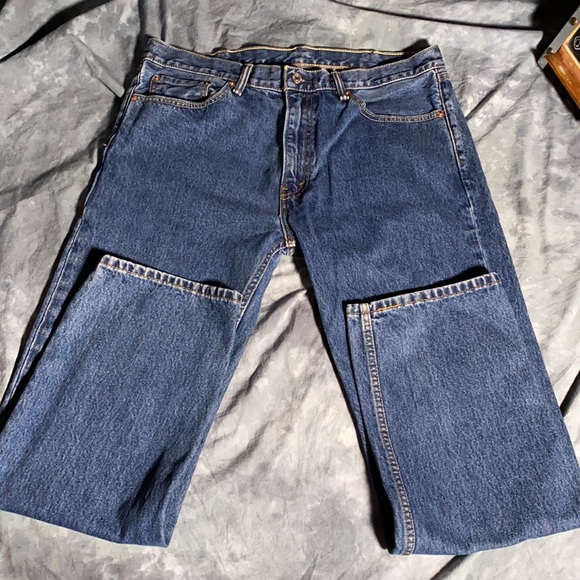Levi’s Jeans Mens approximate size 38 🥳 Host Pick 🥳 - Picture 10 of 16